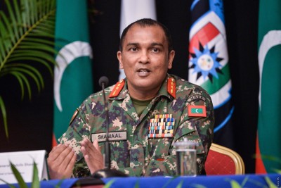 ޔޫޓީއެފްގައި ބޭރުގެ ހަތިޔާރު އެޅި ސިފައިން ނުތިބޭނެ: ޝަމާލް