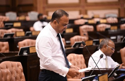 އަންހެނުންގެ ކިބައިން އަނދުން ހުސައިން މައާފަށް އެދިއްޖެ