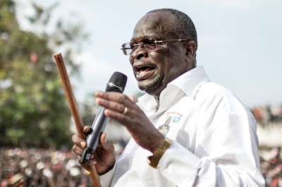 ކޮންގޯގެ ރިޔާސީ އިންތިހާބު ކުރިއަށް ދަނިކޮށް އިދިކޮޅު ލީޑަރު އަވަހާރަވެއްޖެ