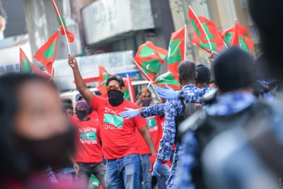 އެމްޑީޕީ އިދިކޮޅަށް: ޝަކުވާ ނުކޮށް ހާލަތަށް ހޭނިގެން ކެމްޕޭން ކުރަން ދަސްކުރޭ