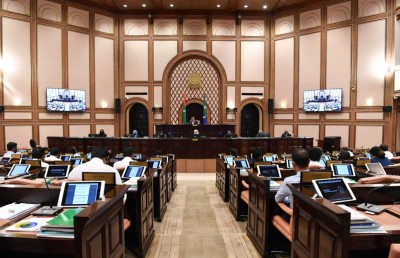 ޓެކްނިކަލް މައްސަލައަކާ ގުޅިގެން މަޖިލިސް ޖަލްސާ ކެންސަލް