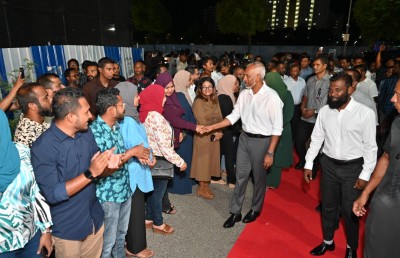 ރައީސްގެ ސުވާލެއް އެމްޑީޕީއަށް: މެޖޯރިޓީ ލިބިގެން ފްލެޓު ދެވޭނަމަ މިހާރު އެކަން ނުކުރަނީ ކީއްވެ؟