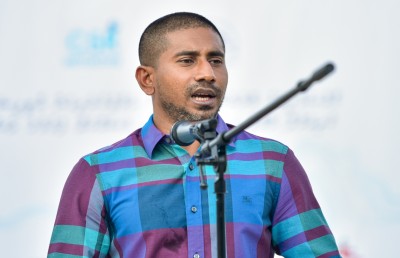 ޔޫރޯ ބަލަން ޔޫތު މިނިސްޓްރީން ޕްރޮޖެކްޓަރު ދޫކުރަނީ