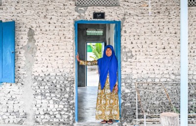 ފޮޓޯ ސްޓޯރީ: މުޅި އުމުރު ހިތްދަތިކަމާއި އެކަނިވެރިކަމުގައި