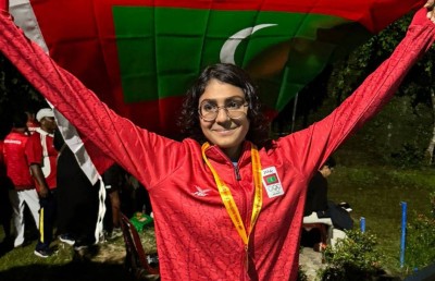 ސްވިމިންގެ ގިނަ ރެކޯޑްތަކެއް، މީ ކުރިން ވާސިލު ނުވެއޮތް ރާސްތާއެއް