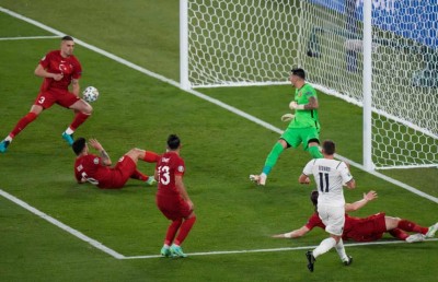 އިޓަލީ ހަމައެކަނި މޮޅުވީއެއް ނޫން، ހެދީ ވަރުގަދަ ރެކޯޑެއް