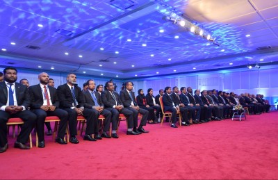 މެޖިސްޓްރޭޓުން ބަންޑުންކޮށްލީ އެތައް ދުވަހެއްގެ ޝަކުވާ!