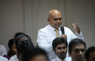 މަޖިލީހާއި ސަރުކާރާ ދެމެދު މައްސަލަ ޖެހި، އެމްޑީޕީގެ މަސައްކަތް ދެބައިވެދާނެ: ބިގޭ