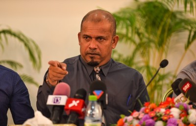 އީސީގެ ރައީސް ޝަރީފް އިސްތިއުފާ ދެއްވައިފި