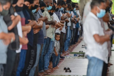 އެޗްޑީސީއާއި އަލް އަސްރުން ހުޅުމާލޭގައި ހިލޭ ހިންގާ ގުރުއާން ކްލާސްތަކުގައި ބައިވެރިވާން ހުޅުވާލައިފި