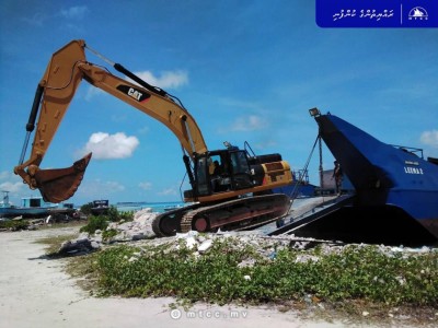 މީދޫ ބަނދަރު މަސައްކަތް ފަށަން ތައްޔާރު ވެއްޖެ