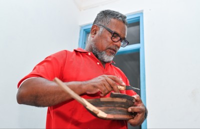 ފޮޓޯ ސްޓޯރީ: ކުދި ދޯނިތަކެއްގައި ވަސީމް ކުރާ ޝައުގުވެރި ދަތުރު