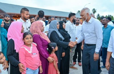 އިންޑިއާ ސިފައިންގެ ދެ ވަނަ ބެޗު ރާއްޖެ އިން ފައިބައިފި، ފަހު ގުރޫޕް އަންނަ މަހު ދާނެ