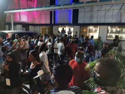 ހާދިސާ ހިނގި ސަރަހައްދަށް އާންމުން ނުދާން ފުލުހުން އަންގައިފި