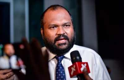 އަލީ ވަހީދު ޝަރީއަތުގައި ބައިވެރިވަނީ ޔޫކޭ ހައި ކޮމިޝަނުގައި ހުންނަވައިގެން