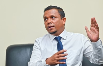 ދަރަނީގެ ގޮންޖެހުން ވަރަށް ބޮޑު، އެކަމަކު ގައުމު ސަލާމަތް ވާނެ: ޝަފީގު