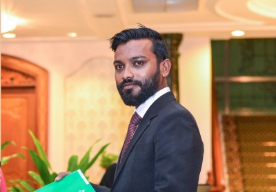 އަދީބުގެ މައްސަލަތައް ބާތިލުކުރި ގާޒީ އިސްމާއިލް ރަޝީދު ވަކިކުރަން މަޖިލީހަށް ހުށަހަޅައިފި