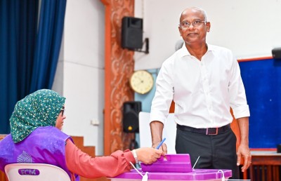 ކުރީގެ ރައީސުން އެދިވަޑައިގަތީ ހައްގު އަދާކޮށް އަވަހަށް ވޯޓު ލުމަށް