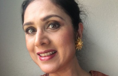 މީނާކްޝީ 27 އަހަރު ފަހުން އަލުން އެކްޓިން އަށް