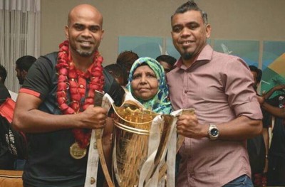 ދިގު "މެރަތަން" އަކަށް ފަހު މަރޭ އަރާމު ކުރައްވަނީ
