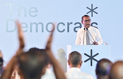 މަޖިލީހުން ބޭރުކުރި ޑިމޮކްރެޓްސް އަށް ބަނަ ކުރިމަގެއް؟