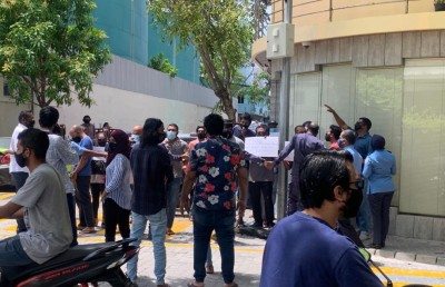 ރެސްޓޯރަންޓުތަކުގެ ވެރިން އަނެއްކާ ވެސް މުޒާހަރާ އަށް ނުކުންނަނީ