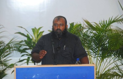 އިޔާޒަށް ފިޔަވަޅު އެޅީ ދީނާ ދެކޮޅު ބައެއްގެ ނުފޫޒުން: އަދާލަތު