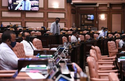 އެމްޑީޕީގެ އެތެރެ ހޫނުވެފައި ވަނިކޮށް މަޖިލިސް ޖަލްސާ ކެންސަލްކޮށްފި