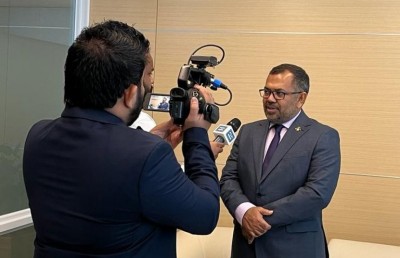 ފޮރިން މިނިސްޓަރު ޒަމީރު އިންޑިއާއަށް ފުރާވަޑައިގެންފި