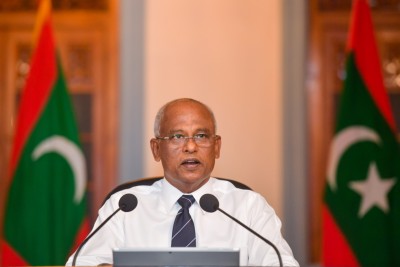 އަންނަ އަހަރު އެއާޕޯޓު ޓެކްސްތައް ބޮޑުކުރަން ނިންމި ނިންމުމާމެދު ދެވަނަ ވިސްނުކަމަށް ދާނަން: ރައީސް