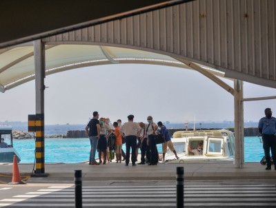 ނެގެޓިވް ޕީސީއާރު ޓެސްޓަކާއެކު އަންނަ ދެކުނު އޭޝިޔާ ފަތުރުވެރިންނަށް އޮން އެރައިވަލް ވިސާ ދޫކުރަން ފަށަނީ