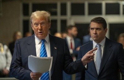 ސްޓޯމީ އަށް ފައިސާ ދޭން ޓްރަމްޕް އެންގެވި ކަމަށް ކުރީގެ ވަކީލު ކޯއެން ހެކިބަސް ދީފި