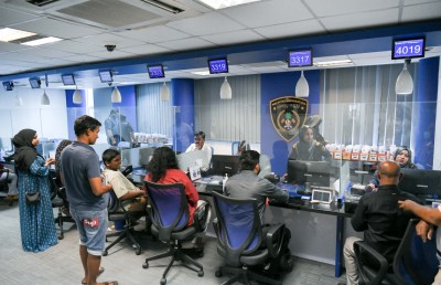 ޗުއްޓީއާ ދިމާކޮށް 2،500 އަށް ވުރެ ގިނަ ޕާސްޕޯޓު ދޫކޮށްފި