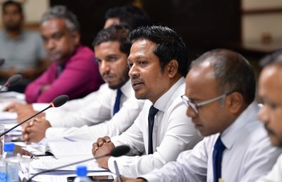 ނަފްރަތުގެ ބިލް އެންމެ ފަހު ވަގުތު އަލުން ކޮމިޓީއަށް ފޮނުވަން އެމްޑީޕީން ނިންމައިފި