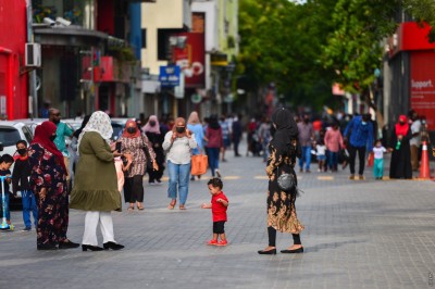 އިއްޔެ މަނާ ވަގުތުގައި ވެހިކަލް ދުއްވައިގެން ފިޔަވަޅު އެޅީ ހަ މީހުންނަށް