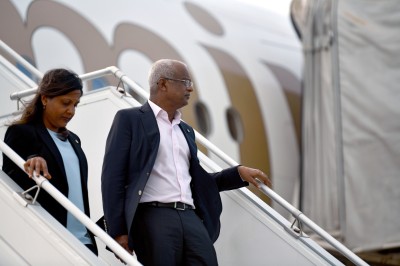 ނުރަސްމީ ދަތުރުފުޅެއްގައި ރައީސް ސޯލިހު ޔޫއޭއީއަށް ފުރާވަޑައިގެންފި