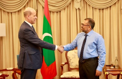 ފްރާންސުން ރާއްޖެއަށް ކަނޑައަޅާފައިވާ ސަފީރު އަވަހާރަވެއްޖެ
