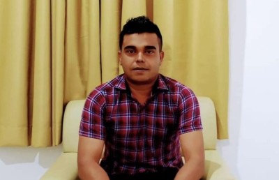 ގެނބުނު ޓޫރިސްޓަކު ސަލާމަތް ކުރަން އުޅުނު ދިވެއްސަކު މަރުވެއްޖެ