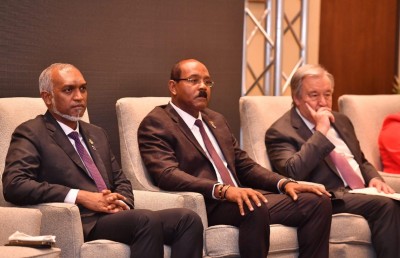 ޖަޒީރާ ގައުމުތައް ތަރައްގީ ކުރެވޭނީ އަމިއްލަ ވިޔަފާރިތައް ބާރުވެރި ކުރުވައި، ހުންގާނު ދީގެން: ރައީސް
