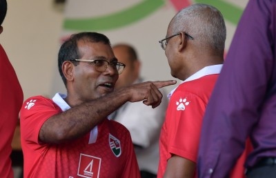 މައްސަލައަކީ ނަޝީދުގެ ބާރު ގެއްލި، ބޭނުންވާ ކަންކަން ނުވުން؟