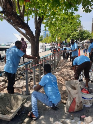 އަތޮޅު ފެރީ ލަފާ ފުރާ ސަރަހައްދުގައި ޓެކްސީ ސްޓޮޕް ހަދަން ފަށައިފި