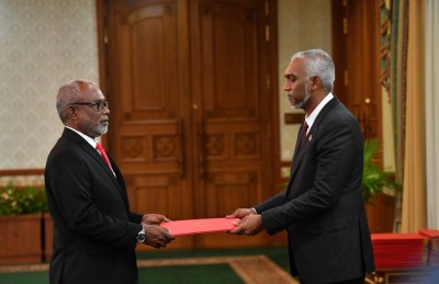 މަޖިލިސް ރައީސަކަށް އަބްދުއްރަހީމް، ނައިބް ރައީސަކަށް ނާޒިމްގެ ނަން ރައީސް ހުށަހަޅުއްވައިފި