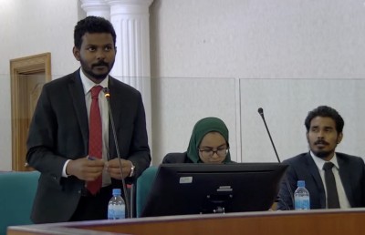 ހައި ކޯޓުގެ އިންޒާރެއް ޕީޖީއަށް: "ފަނޑިޔާރުން ހަވަރަށް ދޭން ލައިސަންސެއް ނޯންނާނެ"