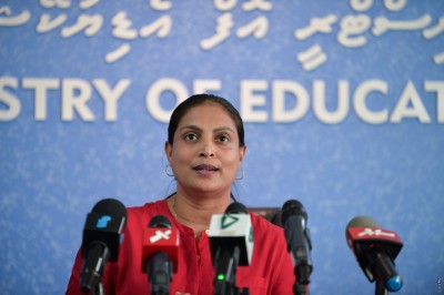 މަތީ ގްރޭޑްތަކަށް ކިޔަވައިދޭނީ ޑިޖިޓަލް ޓެކްސްޓް ފޮތުން: އެޑިއުކޭޝަން