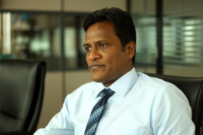 އެމްޑީޕީގެ ރިޔާސީ ޓިކެޓް ލިބޭނީ ރައީސް ސޯލިހަށް: އުމަރު