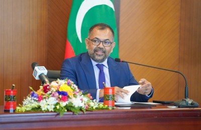 ޒަމީރު ރަސްމީ ދަތުރެއްގައި ލަންކާއަށް ވަޑައިގަންނަވަނީ