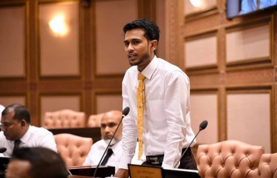 ކާޑެއްދޫ އެއާޕޯޓް އިންޓަނޭޝަނަލް ވެދާނެކަމަށް ގަބޫލުކުރަން ދަތި: މެމްބަރު ފިރުޝާން