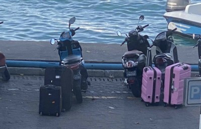 ރަށަށް ފުރަންދިޔަ ބަޔަކު ހަނދާންނެތި ފޮށިތައް ބަހައްޓާފައި ފުރަައިފި