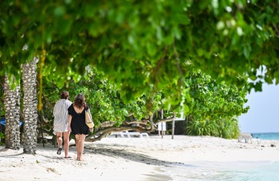 ރިސޯޓު ހަދަން 17 ރަށެއް ހުޅުވާލައިފި