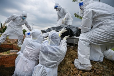 އޭޝިއާގެ ގައުމުތަކުގައި ކޮވިޑްގެ ހާލަތު ވަރަށް ގޯސްވެއްޖެ